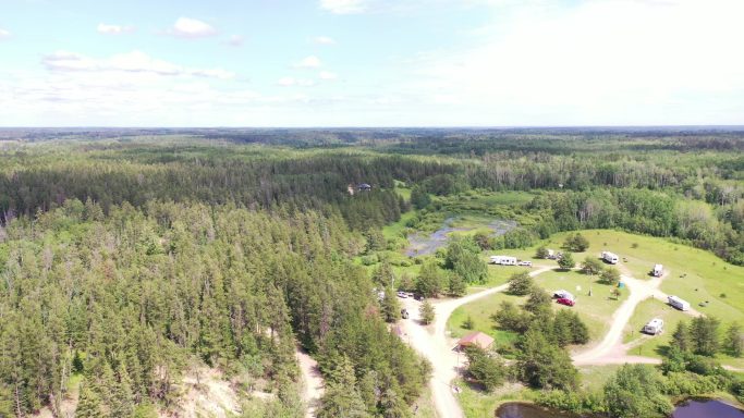 3 Cabins 11 RV/Tent Sites